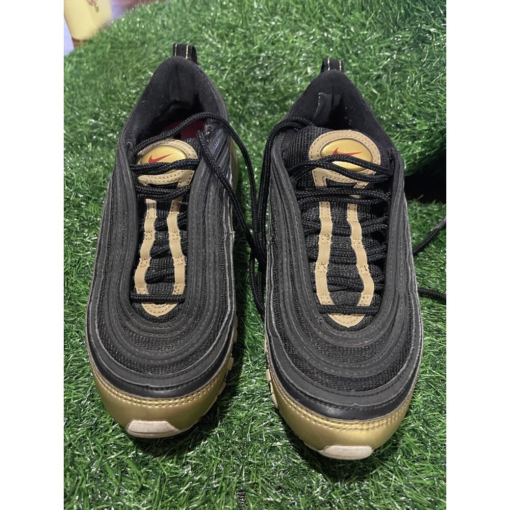 NIKE AIR MAX 97 SIZE 4.5 BLACK QS METALLIC GOLD SNEAKERS AT5458-002